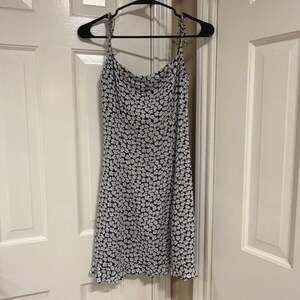 Petite Studio Sadie Blue Floral Dress Size XS